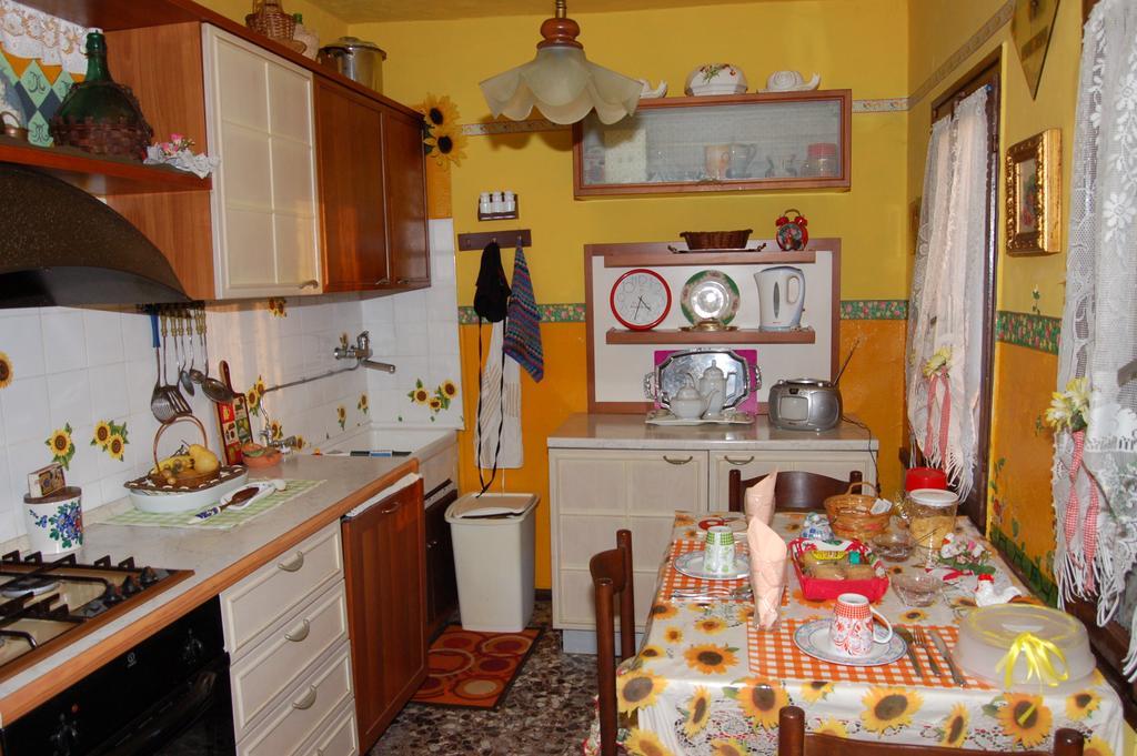 Art B&B La Casa Del Pittore Revine Lago Екстер'єр фото